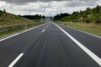Die Sanierungsarbeiten auf der B15 neu zwischen den Anschlussstellen Ergoldsbach und Neufahrn in NB Nord sind beendet