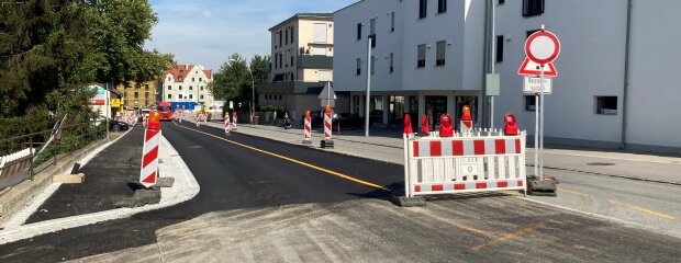 Die Arbeiten auf Seiten der Grundschule sind abgeschlossen, nun wird auf der Apotheken-Seite gearbeitet.