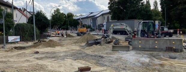 Die Arbeiten in der Neuen Bergstraße sind im Gang. Die Arbeiten in der Neuen Bergstraße sind im Gang.