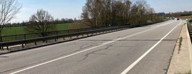Am Montag startet die Sanierung der B299 bei Geisenhausen. Erneuert werden dann auch insgesamt fünf Brücken – wie etwa das Bauwerk über die St 2054.