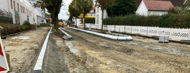 Die Arbeiten in Bauabschnitt zwei schreiten voran. Kommende Woche wird bereits mit Abschnitt drei bis zur Gartenstraße begonnen.